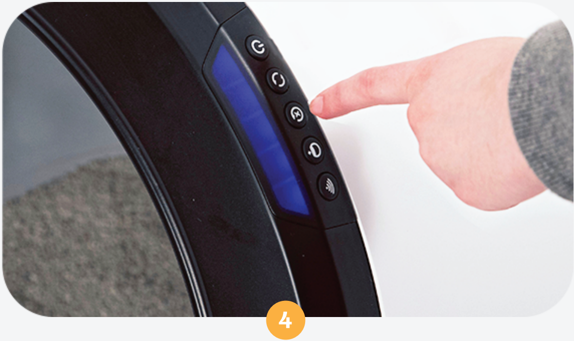 Litter-Robot 4 - Appuyez sur le bouton Reset pour remettre à zéro les capteurs de poids.