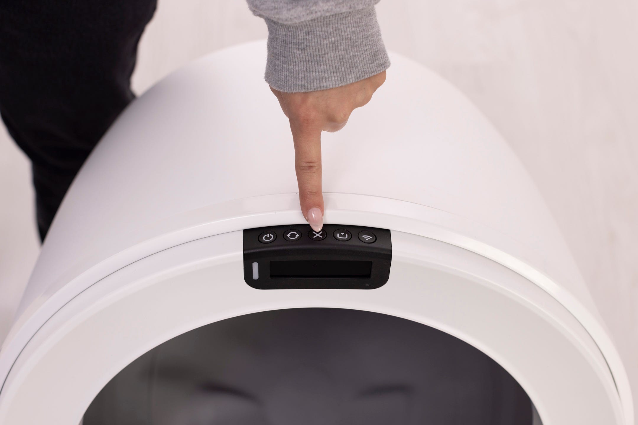 Pressing the Cancel button on the Litter-Robot 5 control panel