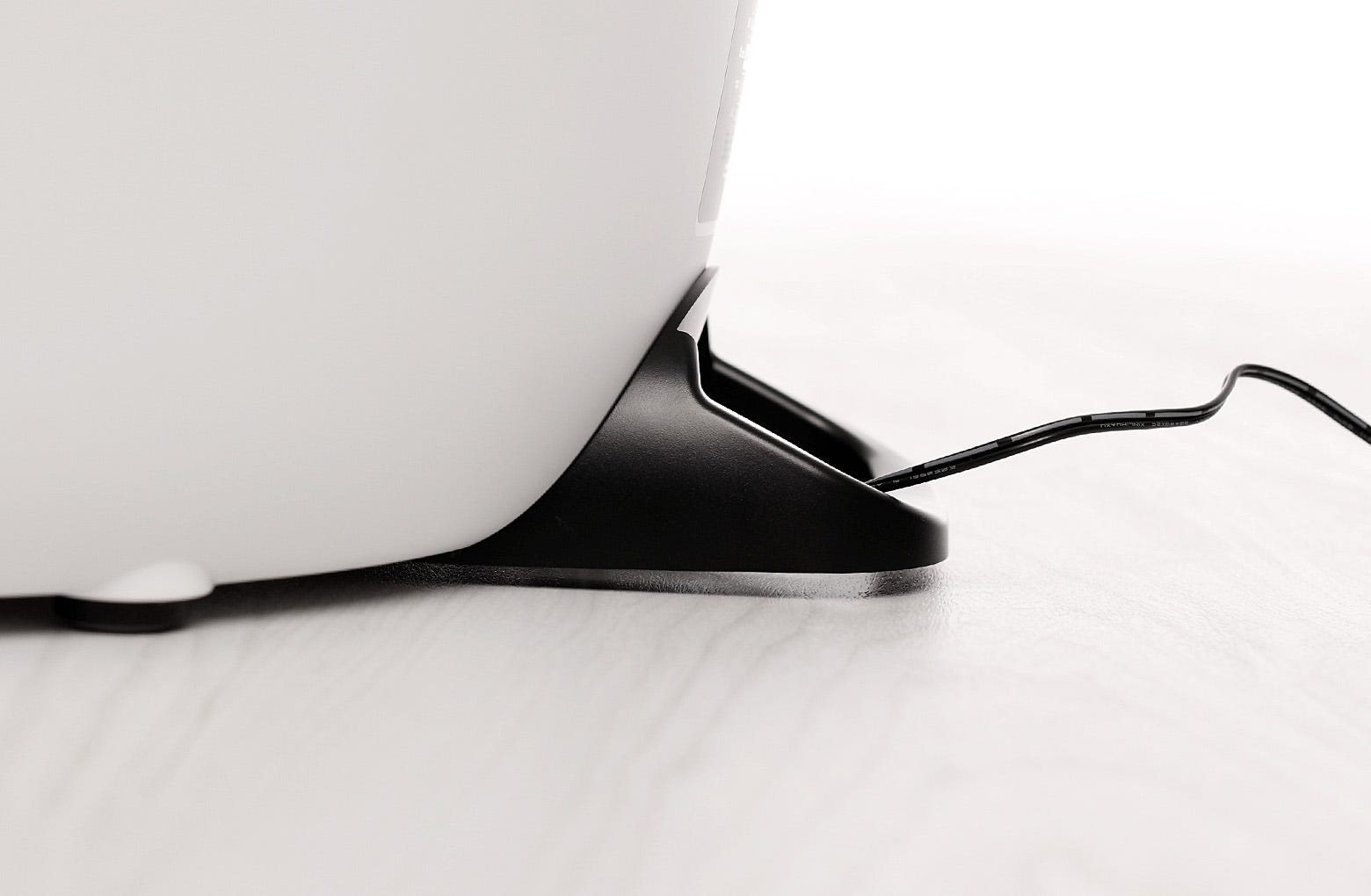 Bild, wie der Kippschutz auf dem Boden liegen wird.