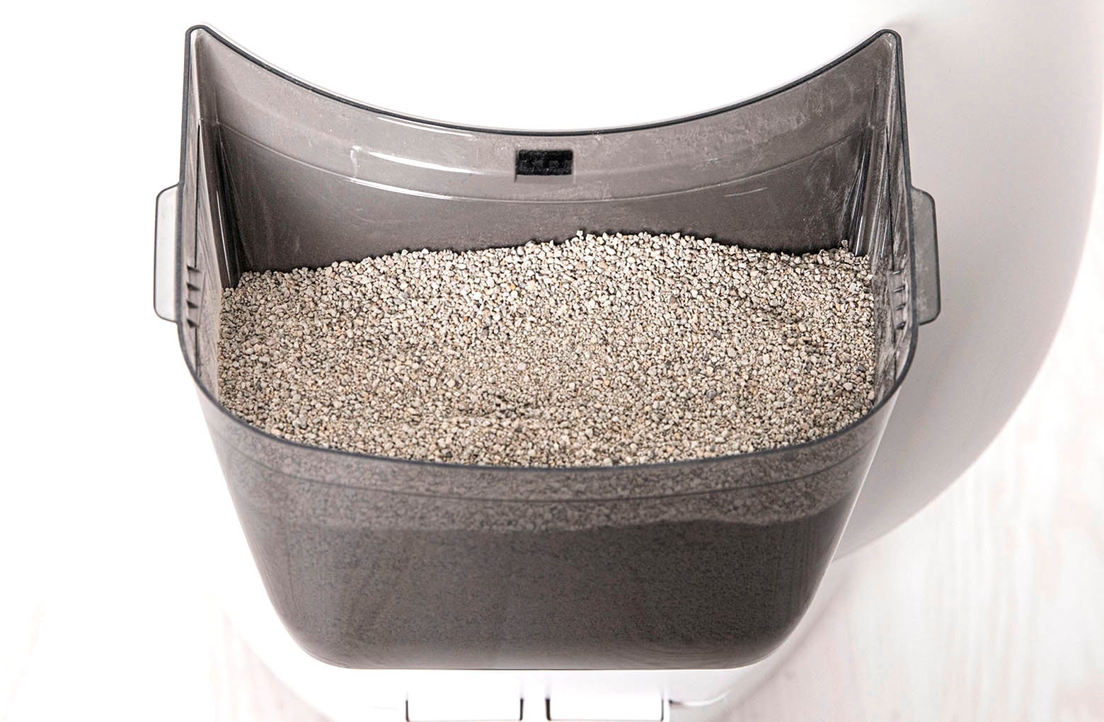 Bild des mit Abfall gefüllten LitterHoppers.