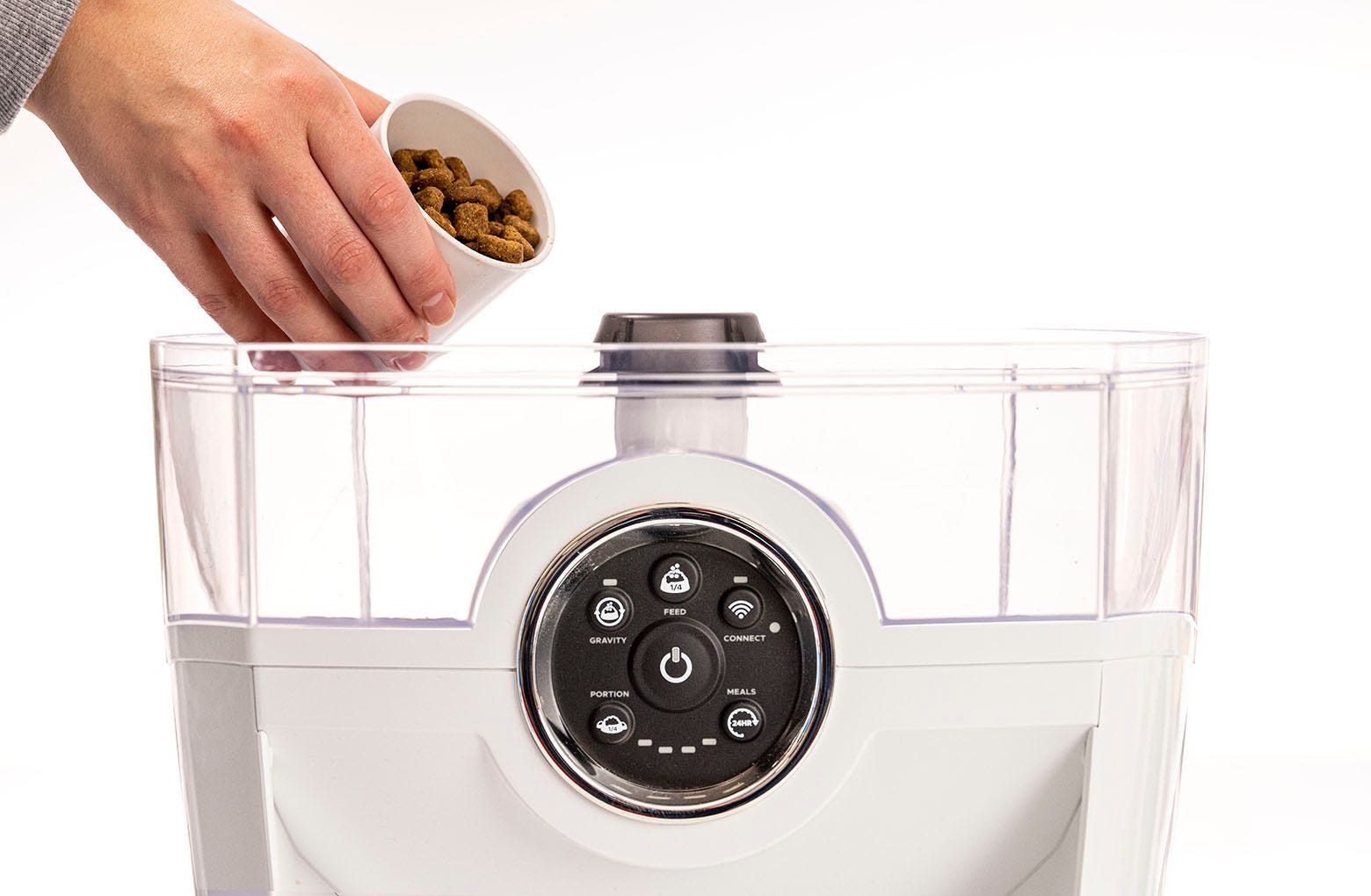 Adding food into the hopper