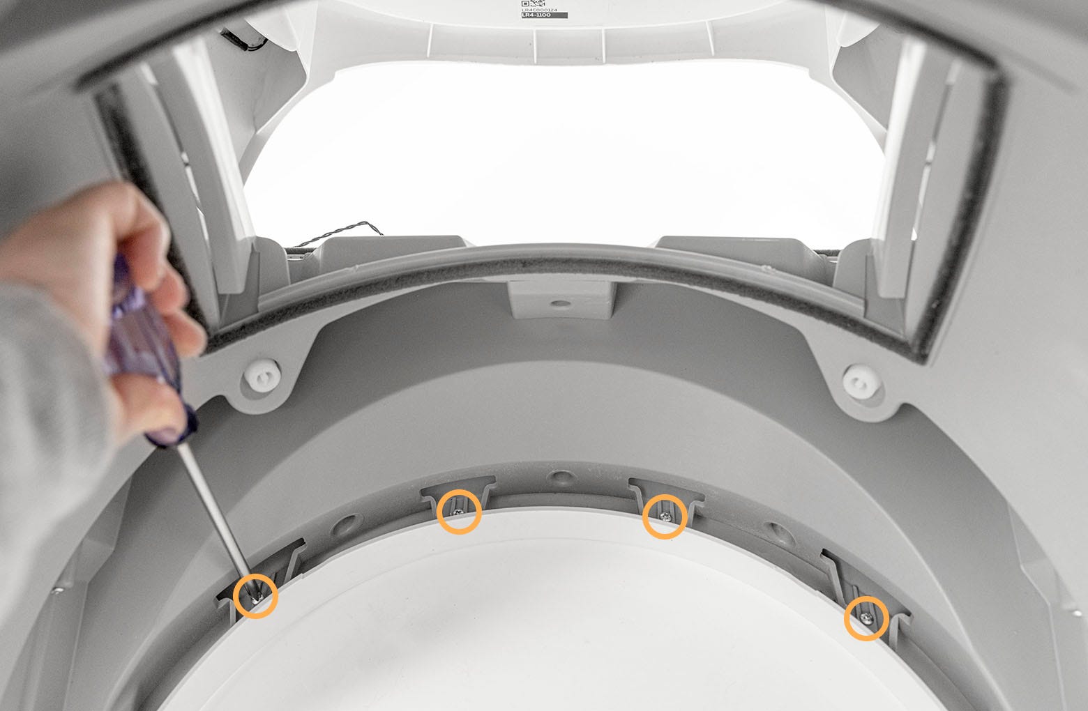 Removing bridge screws - step b