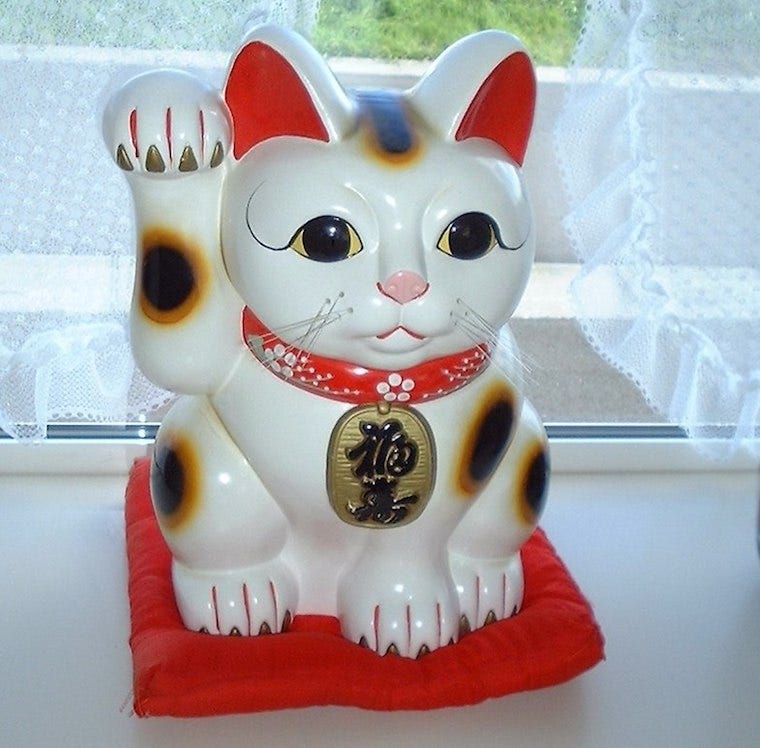 Maneki Neko calico cat figurine