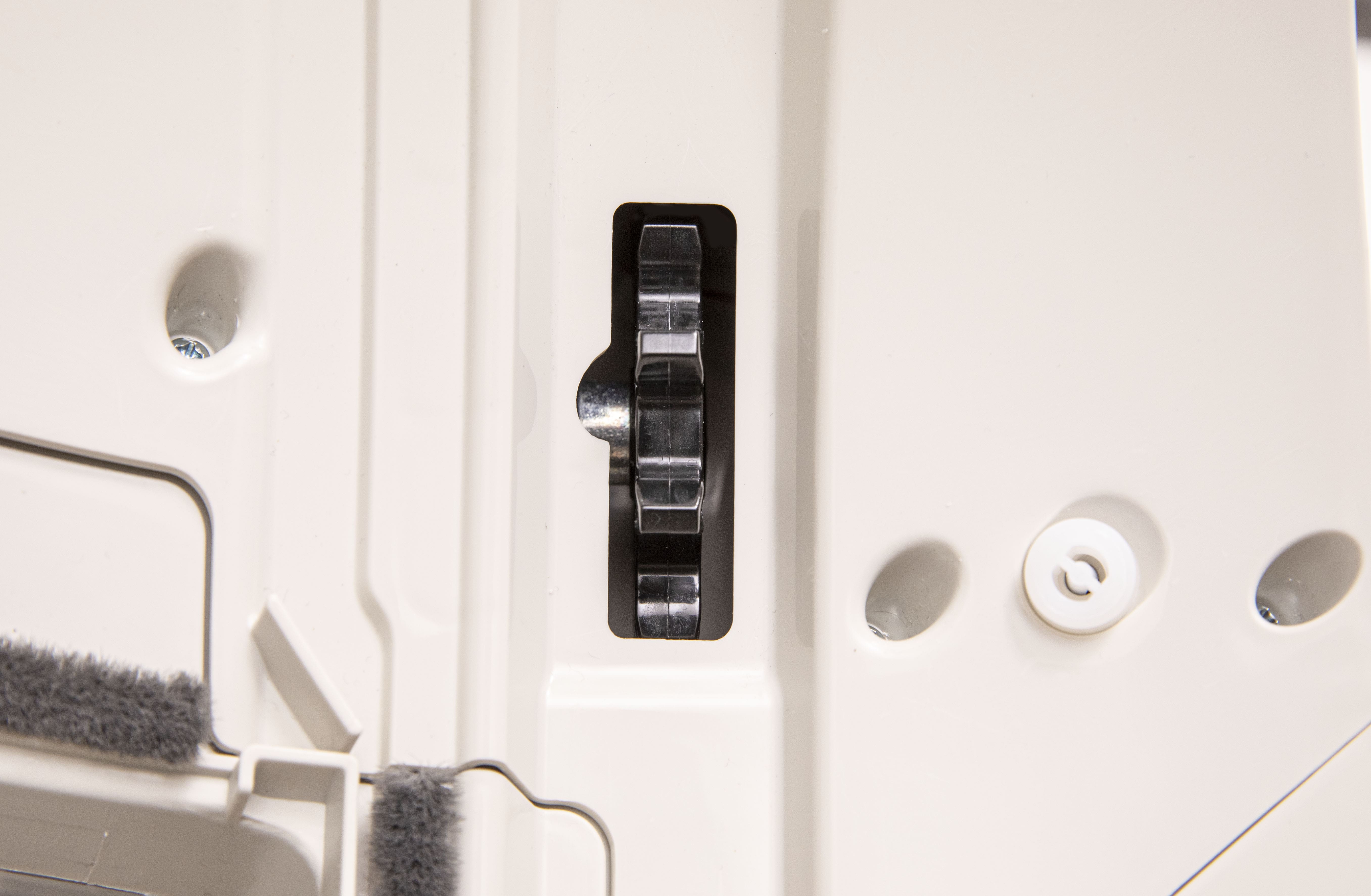 Ensuring wires are clear of the gear opening