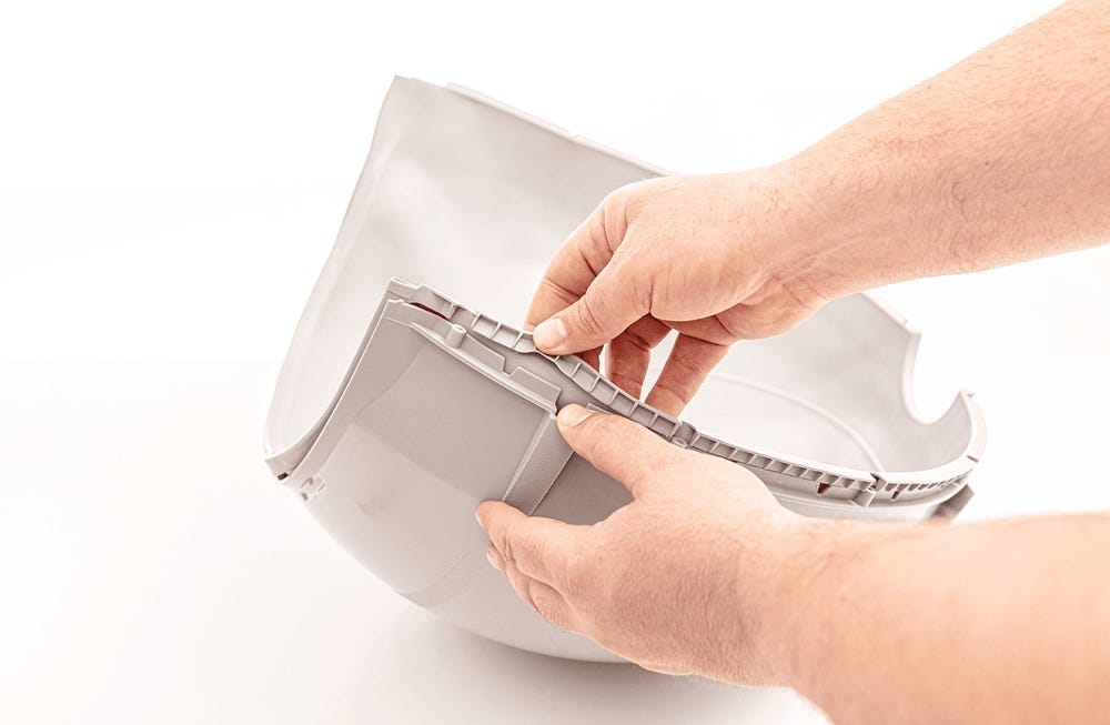 Placing the liner into the globe