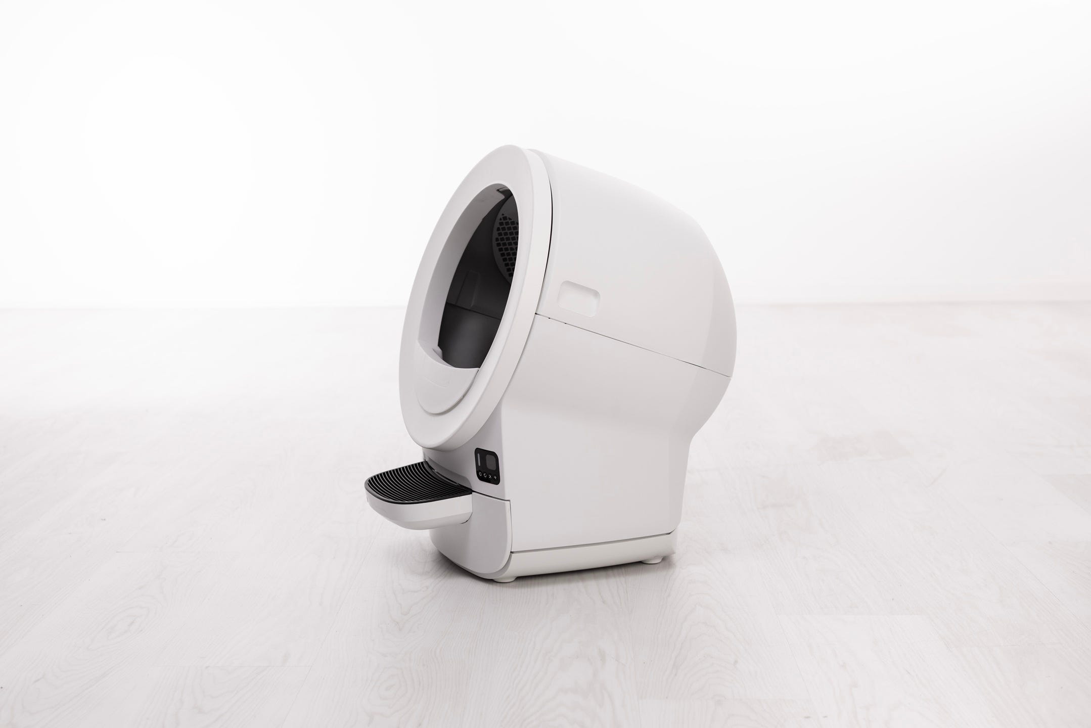 Side view of the Litter-Robot EVO