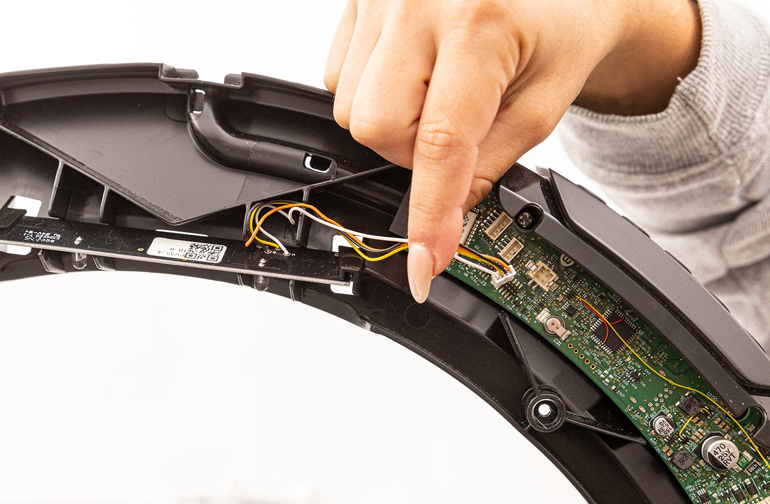 Disconnecting the laser board connector